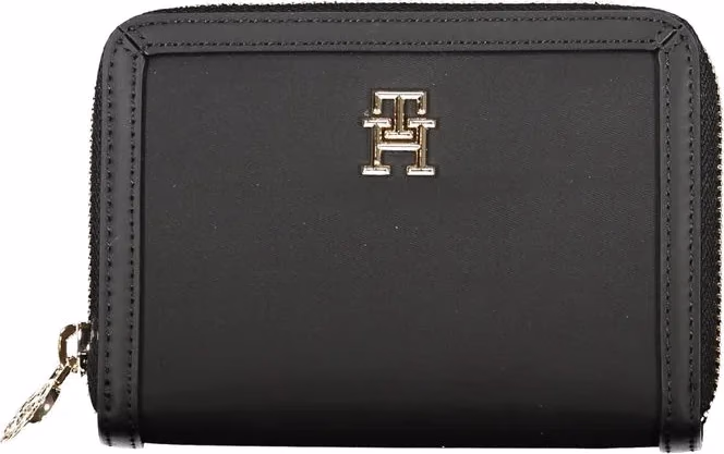 Tommy Hilfiger Elegant Zip Wallet with Ample Storage